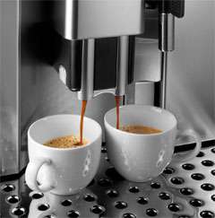 DeLonghi Magnifica ESAM4200 15 Bar Bean To Cup Espresso / Cappuccino 