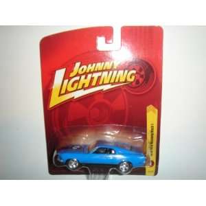    Johnny Lightning R16 1970 Ford Mustang Mach 1 Blue: Toys & Games
