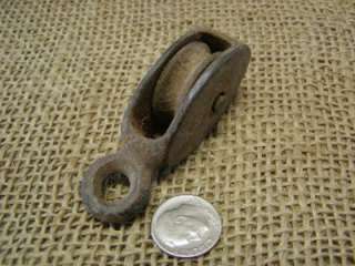 Vintage Cast Iron Pulley > Farm Antique Old Tools Implement Tractor 