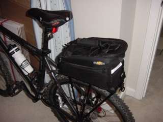 MTX Trunk Bag EX mounted on the topeak rack with the quick mounting 