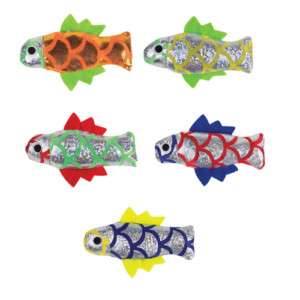 pk. Zanies Sparkle Fish catnip infused cat toys  