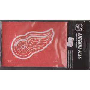  Detroit Red Wings 4 x 5.5 Green Car Antenna Flag Sports 