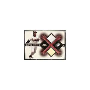 Barry Bonds 2001 UD Spx Winning Materials Game Used Ball and Base Card 