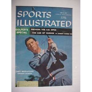 Cary Middlecoff Autographed June 10, 1957 Sports Illustrated Magazine 