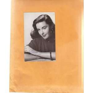  Elaine Stewart signed post card   Sports Memorabilia 