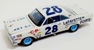 1965 Fred Lorenzen #28 Ford Galaxie 1:24 Scale Diecast by University 
