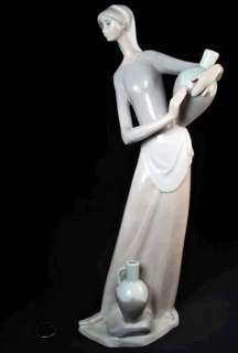 Lladro Nao Girl with Jugs Mint Condition (Recently discounted from $ 